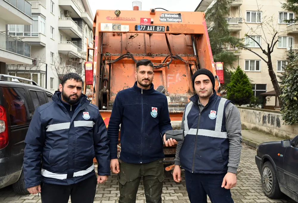 Temizlik Görevlisinin Yaptığı Hareket Herkesten Takdir Topladı!