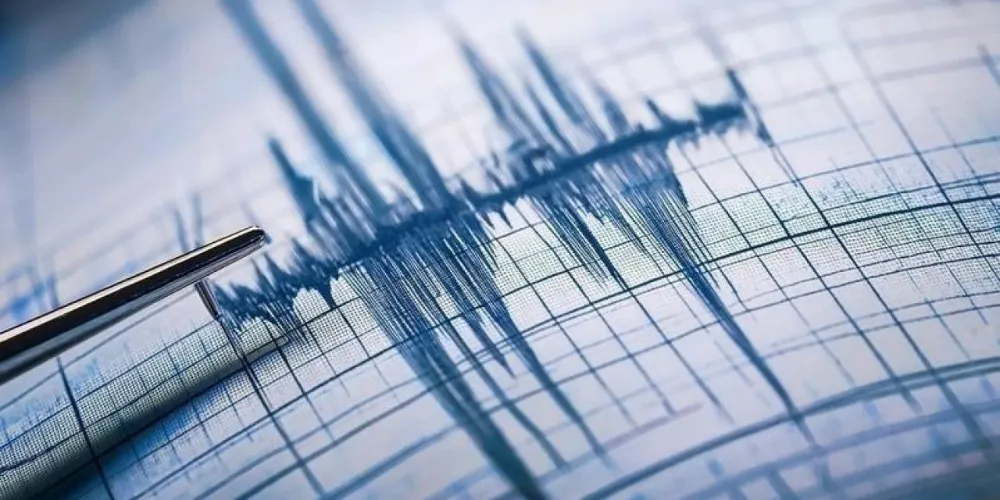 Şiddetli deprem korkuttu! 6.7 büyüklüğünde sallandı