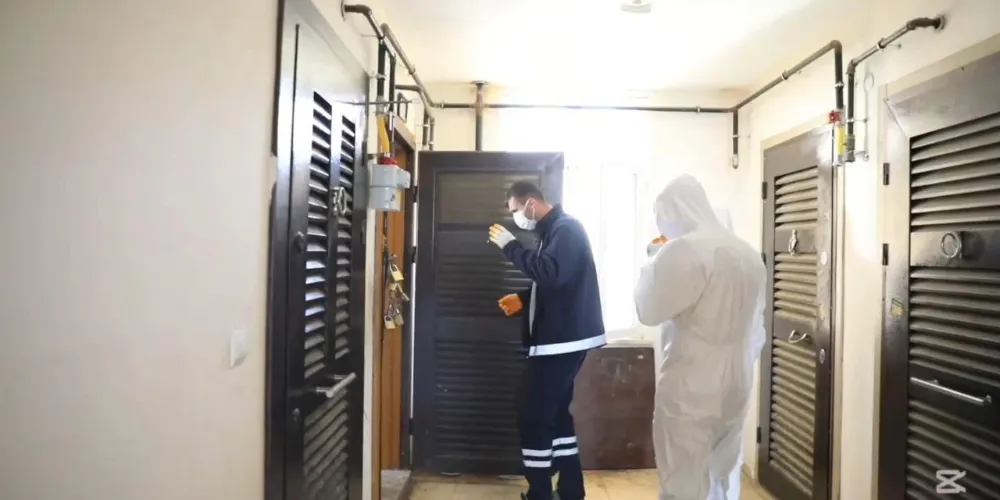 Eve gelen ekipler karşılaştıkları manzara karşısında şoka uğradı