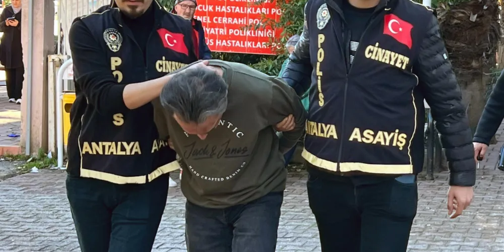 Eşini öldüren adam duruşma öncesi hayatını kaybetti