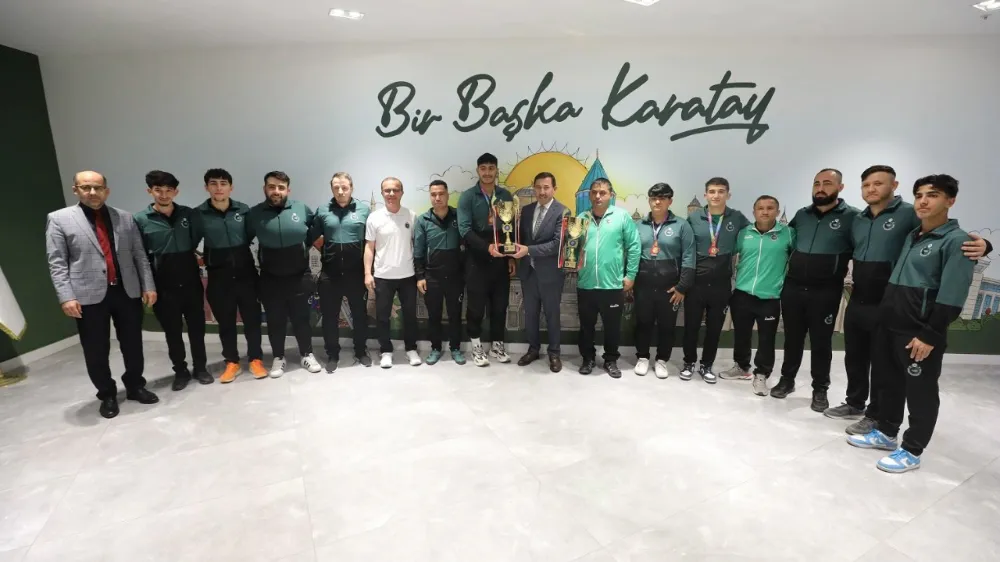 Başkan Kılca başarılı sporcularla buluştu