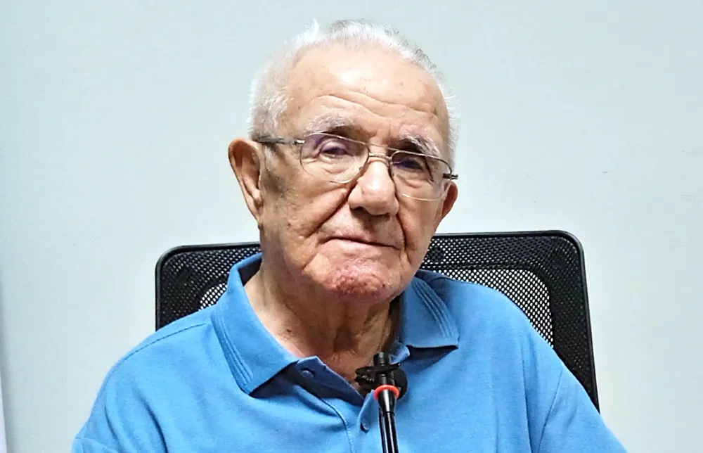 Ünlü ressam Nesip Koçer 92 yıllık hayatı anlattı